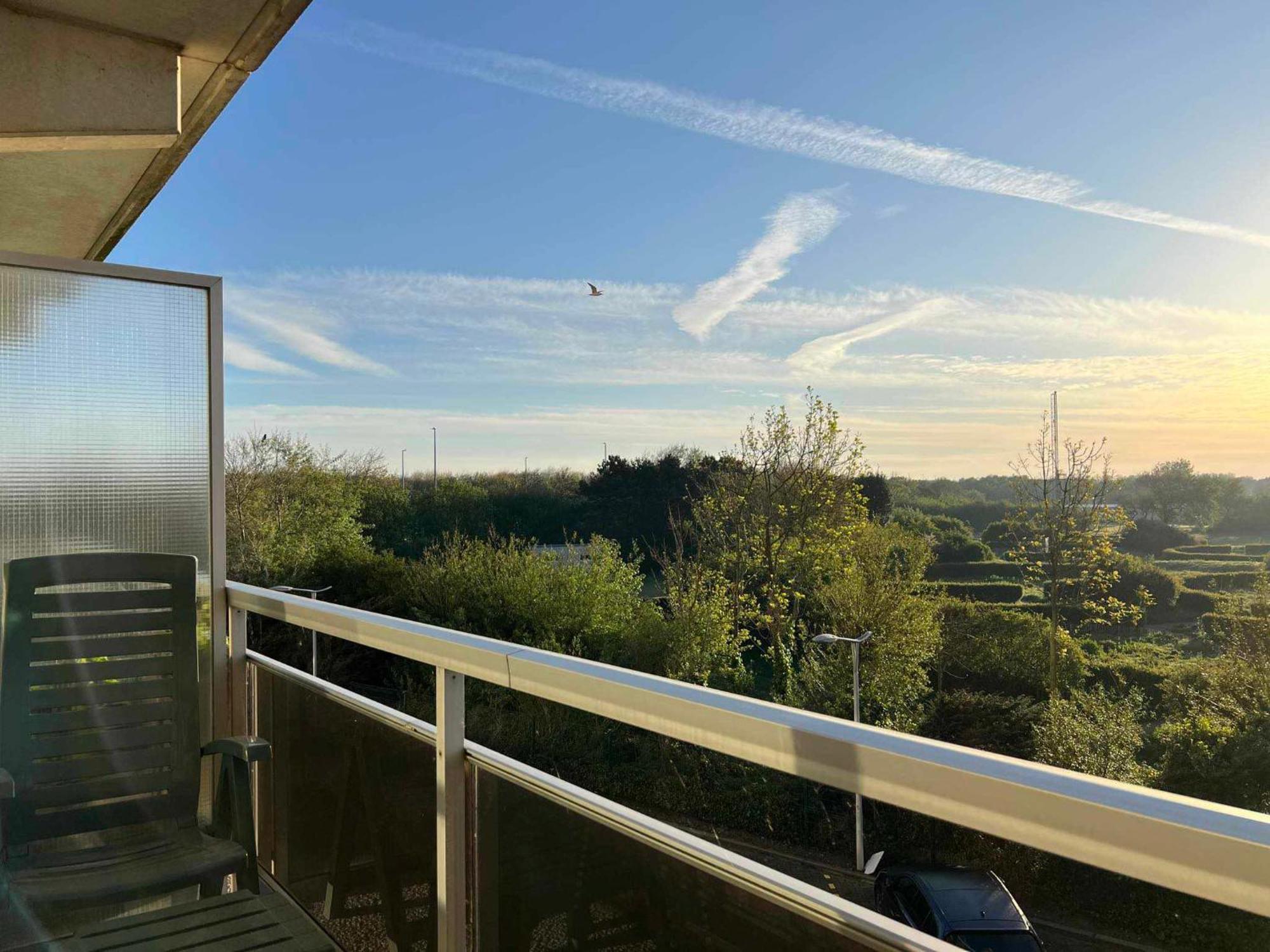 Appartement Residentie Astrid Met Private Parking Bredene Exterior foto